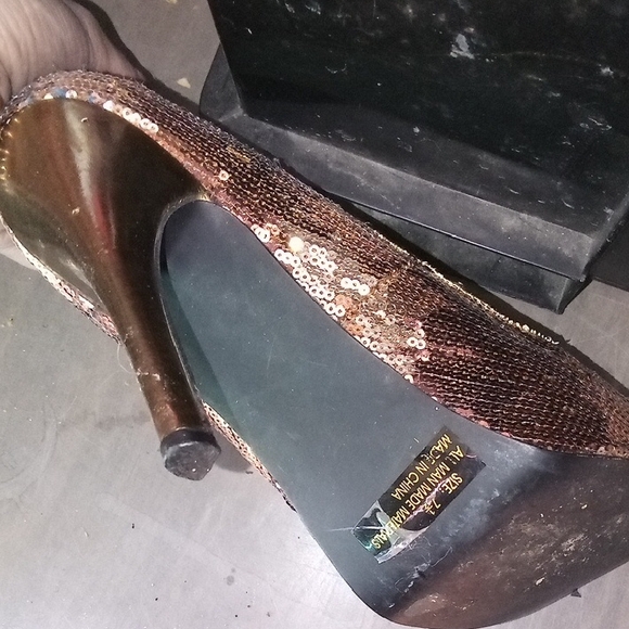 JustFab Gold and Brown Sequin Waterfall Heels - Picture 3 of 3